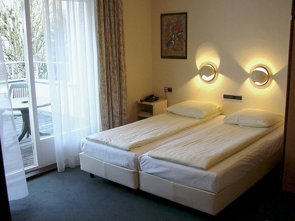 Hotel The Neighbour'S Magnolia Амстердам Номер фото